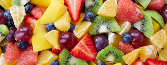 The Best Low-Sugar Diet for Parrots: Why Fruit Isn’t Always a Treat
