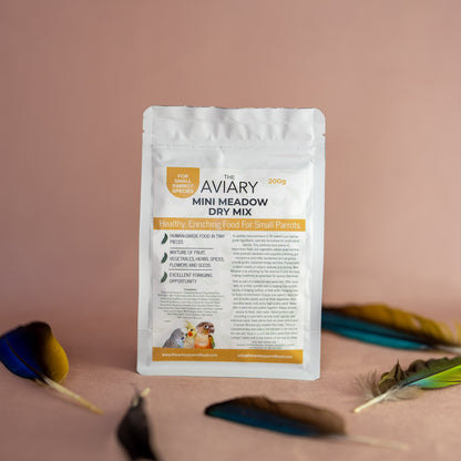 Healthy parrot food for small parrots, cockatiels, budgies, amazon parrots, conures